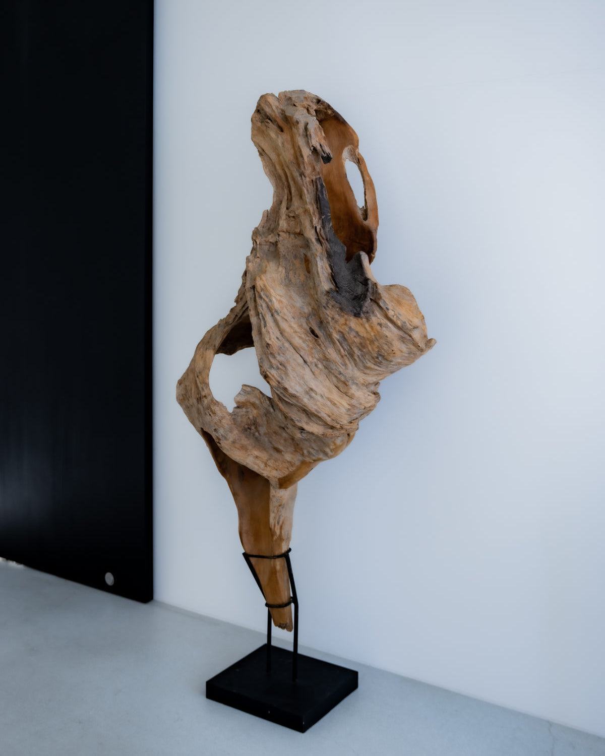 0023-wood objet (large) – The essays